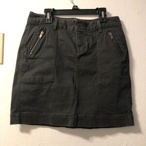 Old Navy Women’s Skirt Size 4 Pockets Stretch Whimsigoth‎